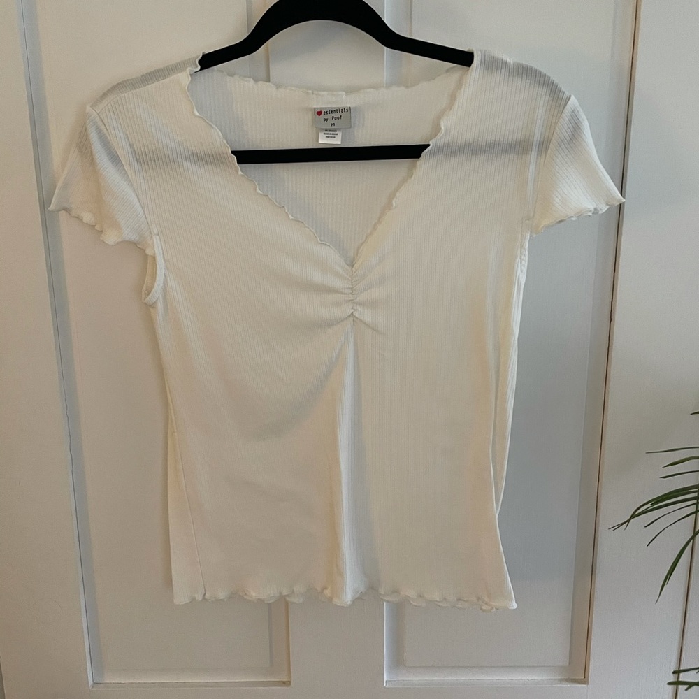 Forever 21 ribbed lettuce hem short sleeve tee